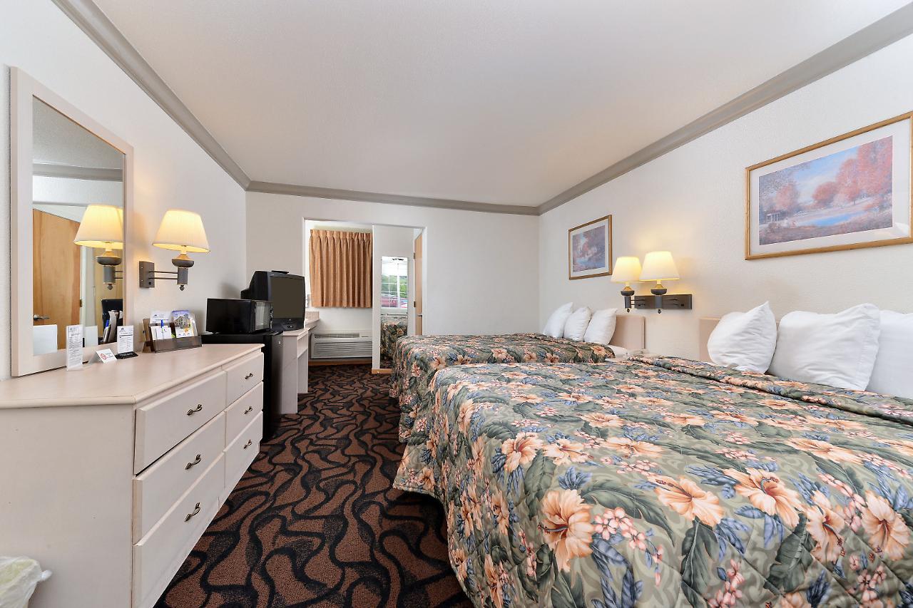 Americas Best Value Inn - Юкайа Экстерьер фото