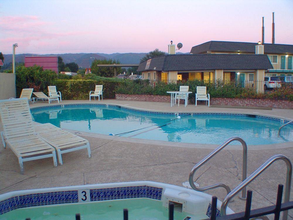 Americas Best Value Inn - Юкайа Экстерьер фото