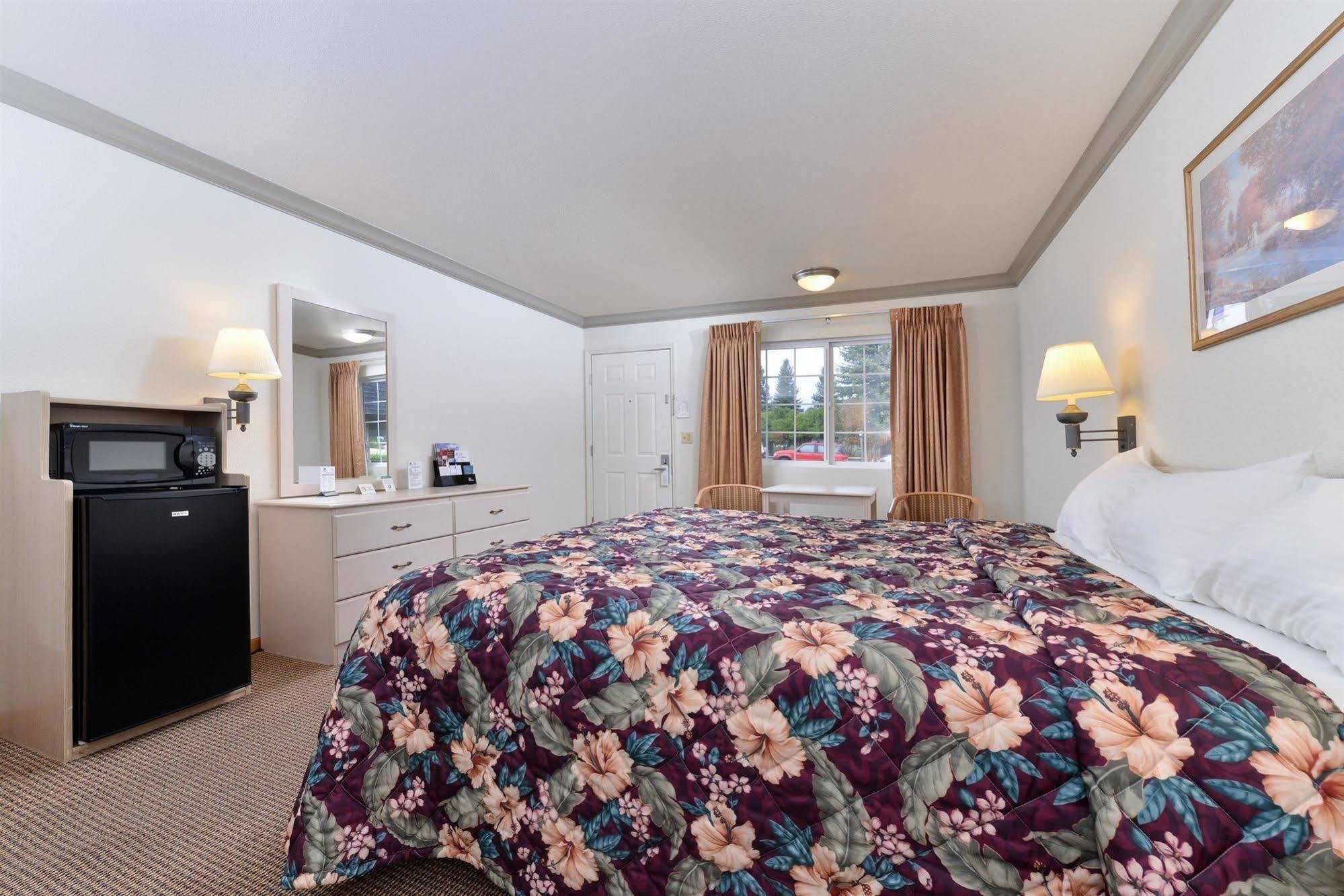 Americas Best Value Inn - Юкайа Экстерьер фото